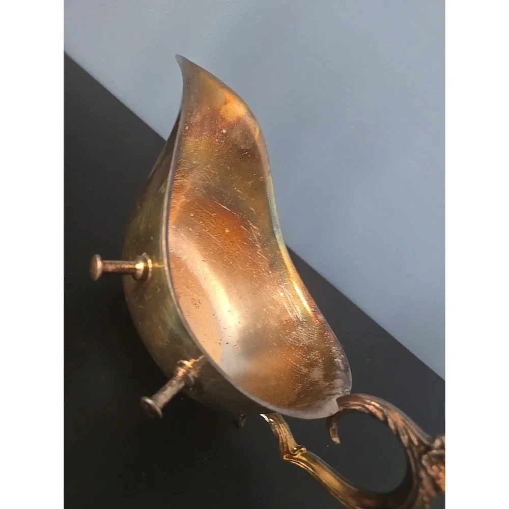 Vintage SILVER Plated Tilting Gravy‎ Sauce Ornate Boat
